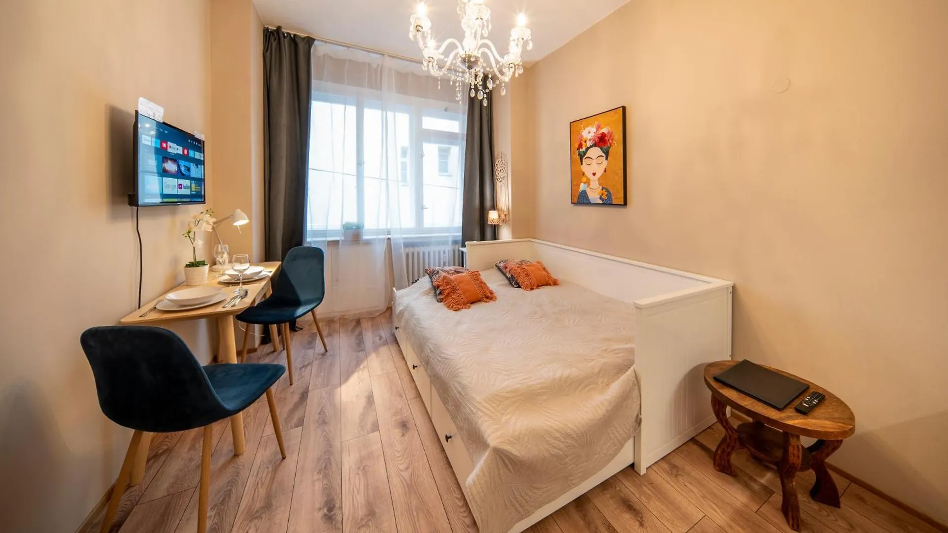 Studio Apartment - Tower Petrin Πράγα